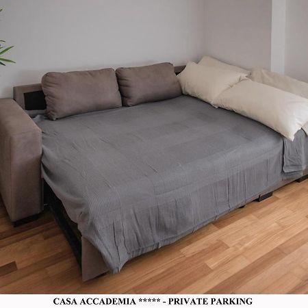 Elegante Casa Accademia ***** - Private Parking Appartamento Livorno Esterno foto