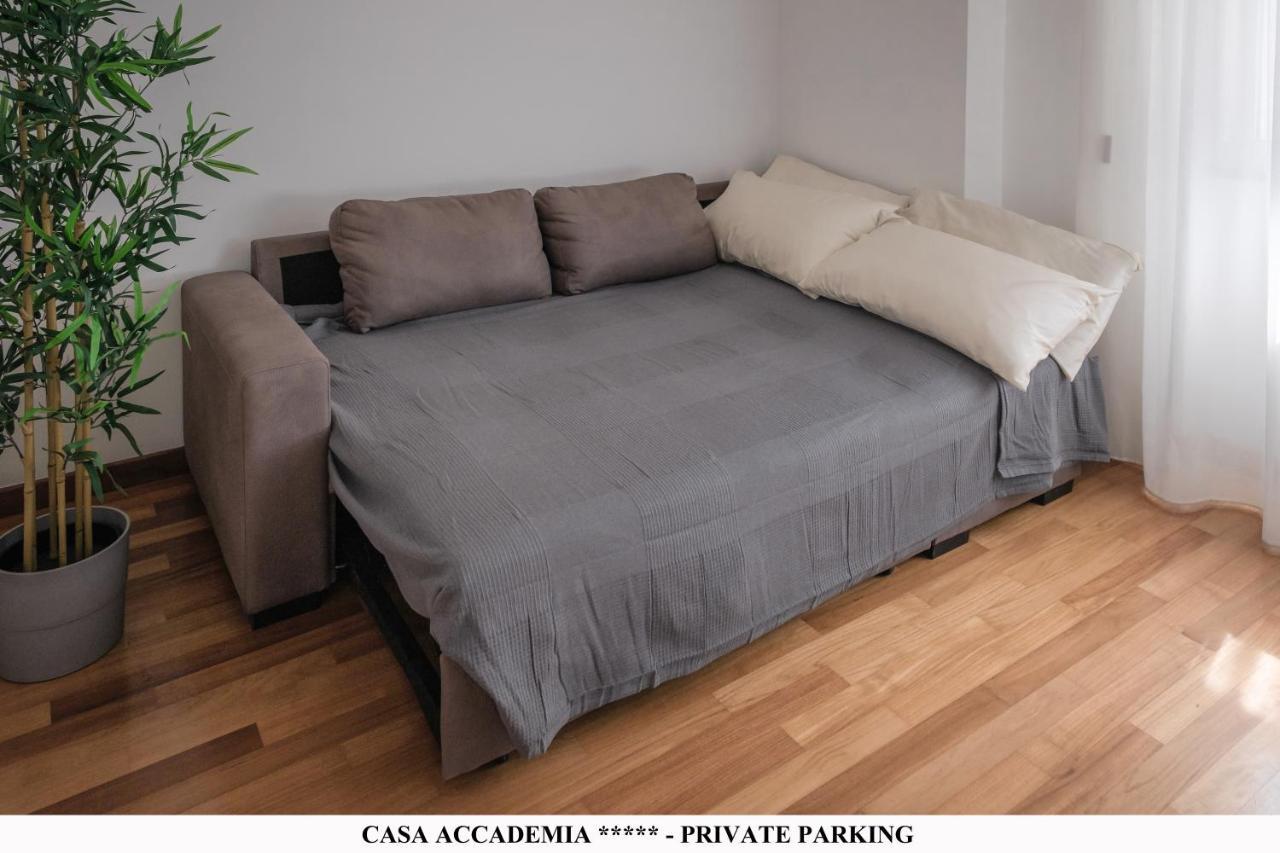 Elegante Casa Accademia ***** - Private Parking Appartamento Livorno Esterno foto