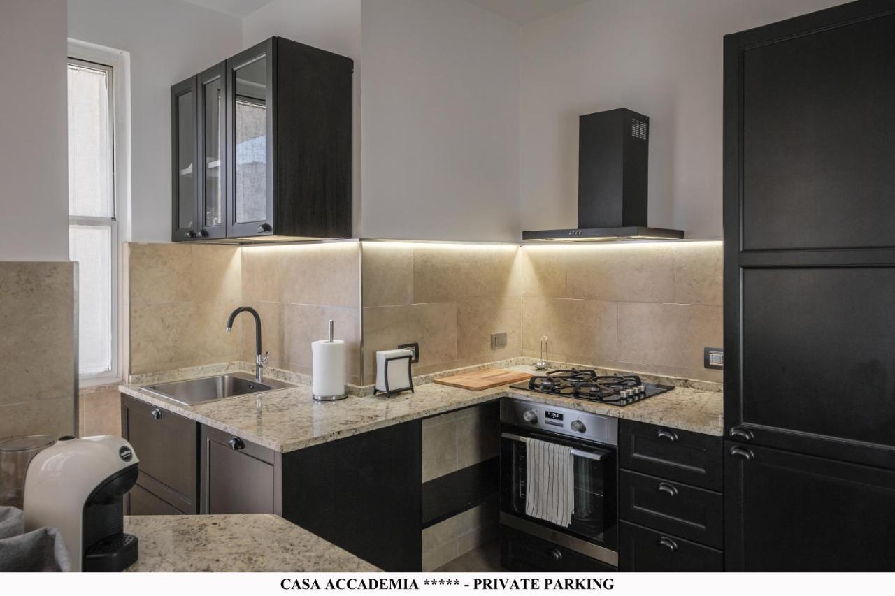 Elegante Casa Accademia ***** - Private Parking Appartamento Livorno Esterno foto